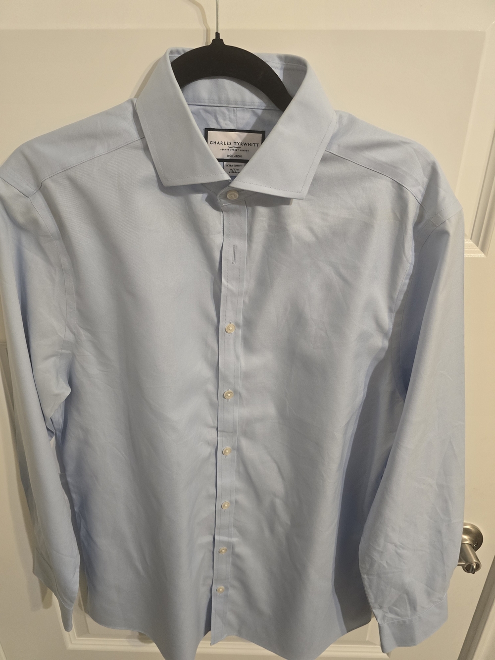 Charles Tyrwhitt Pale Blue Men's Dress Shirt - Classic Collar